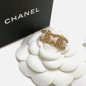 Authentic Chanel CC Earrings With Pearl Gold Hardware Brand New In Box